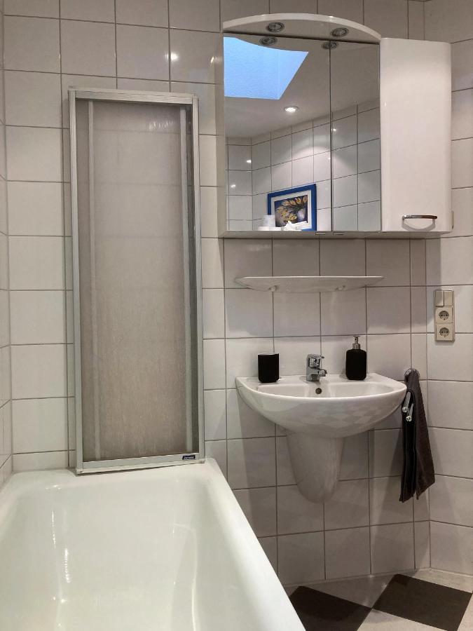 Zentral Gelegene Wohnung Nahe Schwanenteich Zwickau Luaran gambar